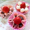 はらぺこしろうさぎ's cooksnap of when they made お花見に簡単♡いちご大福風クレープ包み♡.