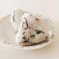 まんまるまうちゃん's cooksnap of when they made ゆかりと塩昆布のおにぎり.