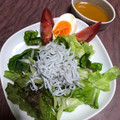 fuu_k's cooksnap of when they made しらすとわかめの簡単サラダ♪♪.