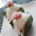 みのり105's cooksnap of when they made ☆桜香る塩昆布おにぎり☆.