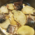 農家のくーみん's cooksnap of when they made 冷凍大根と鯖缶のさっと10分煮物.