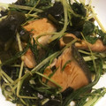 ＊にょにょん＊'s cooksnap of when they made 鮭とわかめの生姜炒め【作り置き】.