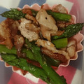 まな姫's cooksnap of when they made 速攻彡旨い♡アスパラと豚バラの塩炒め.