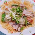 hanemakoo's cooksnap of when they made 簡単ランチ♪レタスとハムのかた焼きそば.