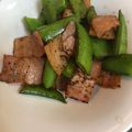 みぃぃいい's cooksnap of when they made スナップエンドウとベーコンのソテー.