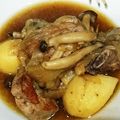 まゆまんま's cooksnap of when they made スペアリブと豚ヒレ肉の赤ワイン煮込み♪.