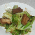 サーフブレイド's cooksnap of when they made キャベツと厚揚げのオイスターソース炒め.