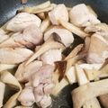kumaGORO56's cooksnap of when they made 舞茸のガリバタチキン.
