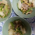 クックDF1OPG☆'s cooksnap of when they made カブの葉と油揚げの炒め物.