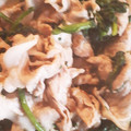 冬ひまわり's cooksnap of when they made 豚こまと春菊のみそ炒め.