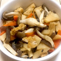 ckmまど's cooksnap of when they made 炒め煮(タケノコ、シメジ).
