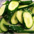 ともまま711's cooksnap of when they made 塩麹できゅうりの漬け物.