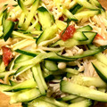 クック37HNU6☆'s cooksnap of when they made えのきときゅうりの梅和え.
