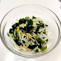 azbjbn's cooksnap of when they made 超簡単お手軽・もやしとワカメのおひたし風.