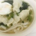 あきんぐ☆'s cooksnap of when they made 冷凍ぎょうざDE水餃子うどん.
