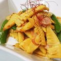 クック2ZE7ZP☆'s cooksnap of when they made 筍とスナップエンドウのガリバタ醤油炒め.