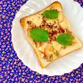 ふたごゆき's cooksnap of when they made りんごと胡桃と粉チのハニートースト.