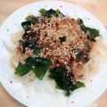 くろねこ526's cooksnap of when they made 新玉とわかめのサラダ.