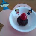 ikutanmama's cooksnap of when they made ひな祭り✿簡単！苺の雛ぼたもち✿.