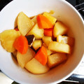 あゃこよす's cooksnap of when they made 簡単！和食＊きのこと大根とじゃが芋の煮物.