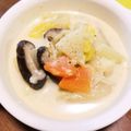 yuukaa21's cooksnap of when they made 塩鱈☆鶏☆白菜☆ミルクカレー鍋.