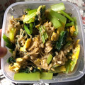 まいまい✳︎'s cooksnap of when they made 小松菜、もやし、えのき、卵の炒め物！.