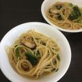 ☆こまっと☆'s cooksnap of when they made ツナとほうれん草椎茸の白ワインスパゲティ.