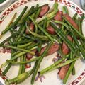 シアトルかあちゃん's cooksnap of when they made ニンニクの芽とウインナーの炒め物.