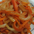 tolatte's cooksnap of when they made 大根と人参ねきんぴら風煮浸し.
