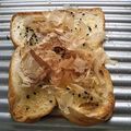 みみ母's cooksnap of when they made おかかと胡麻のトースト.