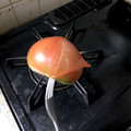 ゆりかもめ01412's cooksnap of when they made 簡単トマトの皮むき♪炙るだけ.