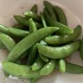 megomo's cooksnap of when they made スナップエンドウの簡単おひたし★.