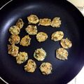 クック旅好！！'s cooksnap of when they made 離乳食！納豆&ほうれん草の大根おやき！.