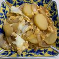 クック茶々茶's cooksnap of when they made 母の味真似てジャガイモとタマネギの卵とじ.