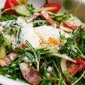 saalalan's cooksnap of when they made カリカリベーコンの温玉レタスサラダ.