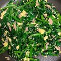 クックI6RO84☆'s cooksnap of when they made お弁当に！シーチキン卵のほうれん草炒め.