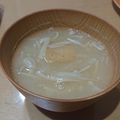 ラリー＆サラ's cooksnap of when they made 「エノキ・油揚げ・大根」の味噌汁.