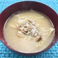 kyao☆'s cooksnap of when they made 春キャベツとしらすの味噌汁.