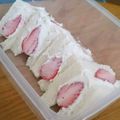 クックN4HFN9☆'s cooksnap of when they made 耳まで美味しい♡丸ごと苺のフルーツサンド.
