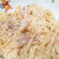 よこちぃいぃ's cooksnap of when they made 生クリームニンニク不要！簡単カルボナーラ.