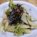 単！！'s cooksnap of when they made レンジで簡単！セロリの塩昆布和え.