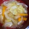 ごふぁんだ's cooksnap of when they made 白菜 玉ねぎ 卵の コンソメ醤油煮込み！.