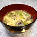 ＠迷子＠'s cooksnap of when they made ★ﾚﾀｽ･しめじと卵の生姜中華ｽｰﾌﾟ★.