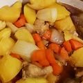 さくら1010's cooksnap of when they made 簡単★おでんのダシ汁リサイクル②肉じゃが.