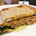 toumi's cooksnap of when they made ロコモコ風ホットサンド.