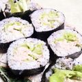 KUMI KUMI's cooksnap of when they made ゆかりご飯でツナマヨ＆きゅうりの巻き寿司.