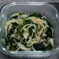 はらみの's cooksnap of when they made 新玉とわかめのサラダ.