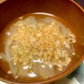 toshio39's cooksnap of when they made ◎揚げ玉入れちゃった味噌汁◎.