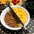 toshi♫'s cooksnap of when they made 豚とタマゴの二色丼.