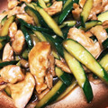 おかんのだいどころ's cooksnap of when they made 醤爆鶏丁（台湾風、鶏ときゅうりの炒め物）.